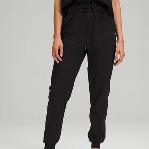 Lululemon Stretch Hight Rise Jogger *full length